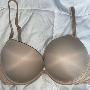 Victorias’s Secret PINK Wear Everywhere Super Push